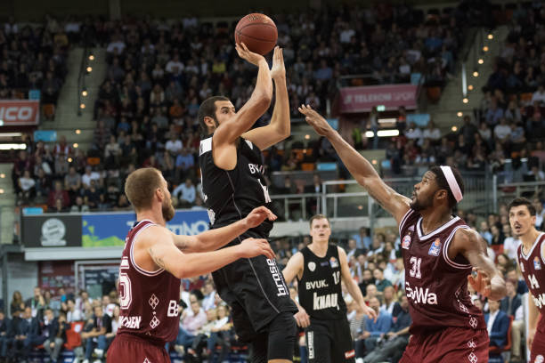 加上德布劳 加上德布劳