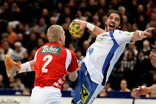 仅仅是一场 仅仅是一场